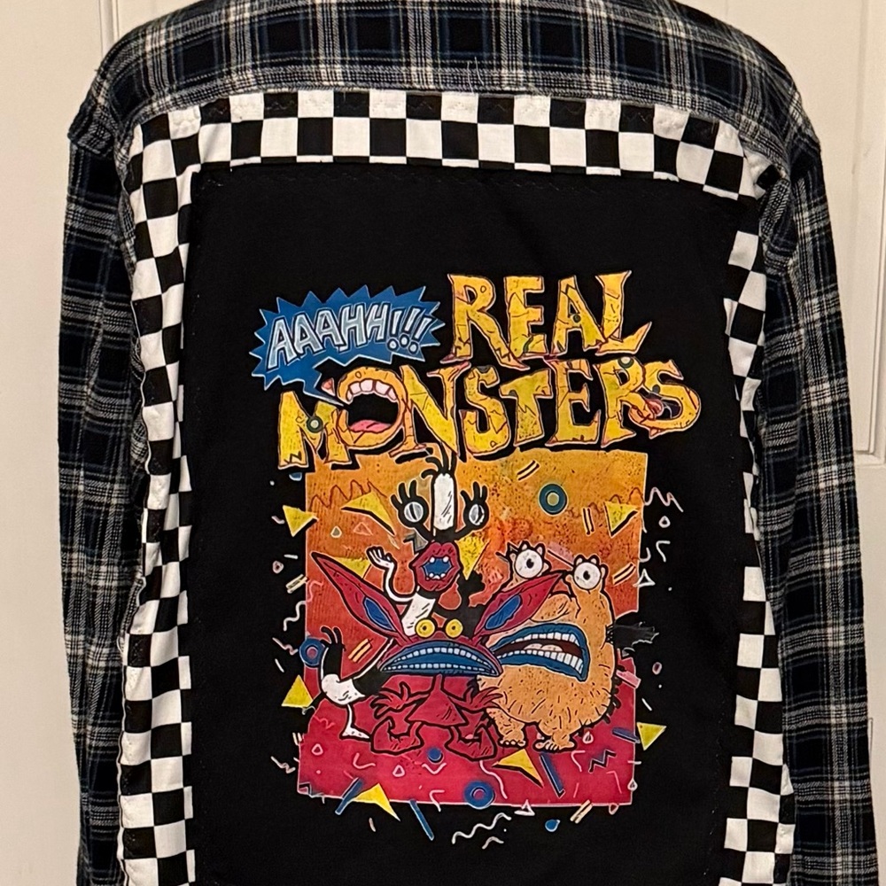 Old Navy Black Plaid Button Down Shirt with Graphic